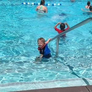 Meet your Posher, Debbie